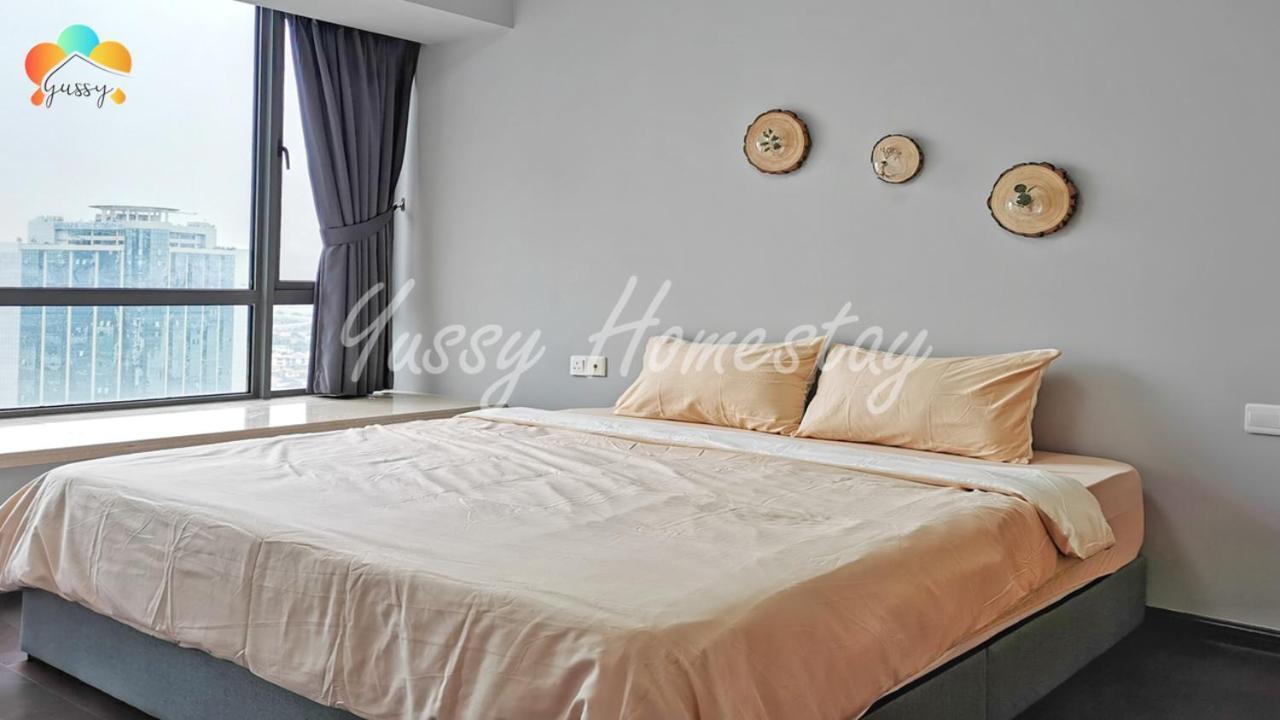 Yussy 2 Bedroom Sea View Condo At R&F Princess Cove Johor Bahru Luaran gambar