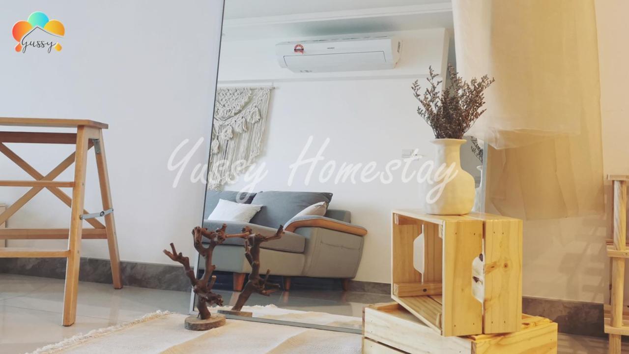 Yussy 2 Bedroom Sea View Condo At R&F Princess Cove Johor Bahru Luaran gambar