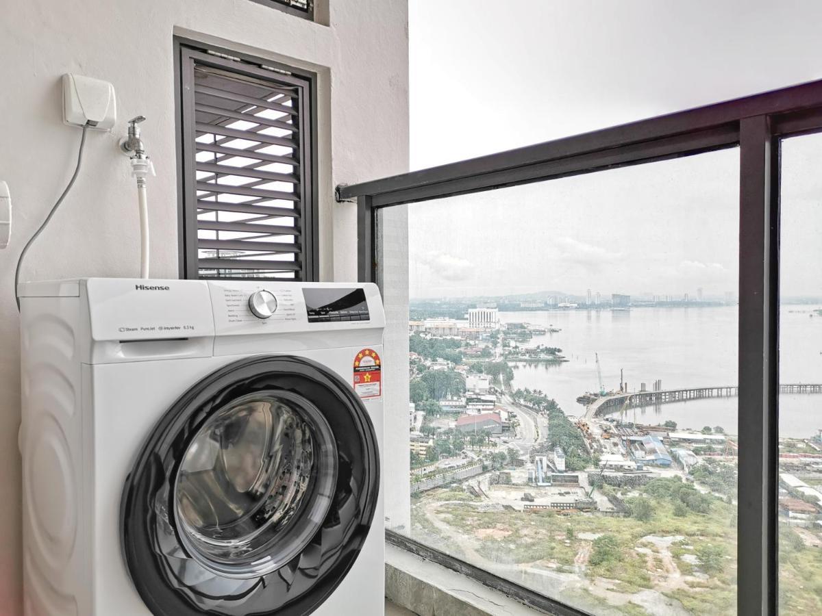 Yussy 2 Bedroom Sea View Condo At R&F Princess Cove Johor Bahru Luaran gambar