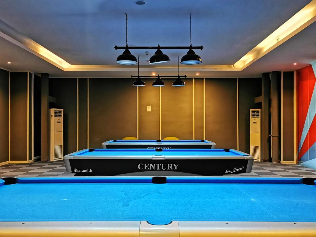 Yussy 2 Bedroom Sea View Condo At R&F Princess Cove Johor Bahru Luaran gambar